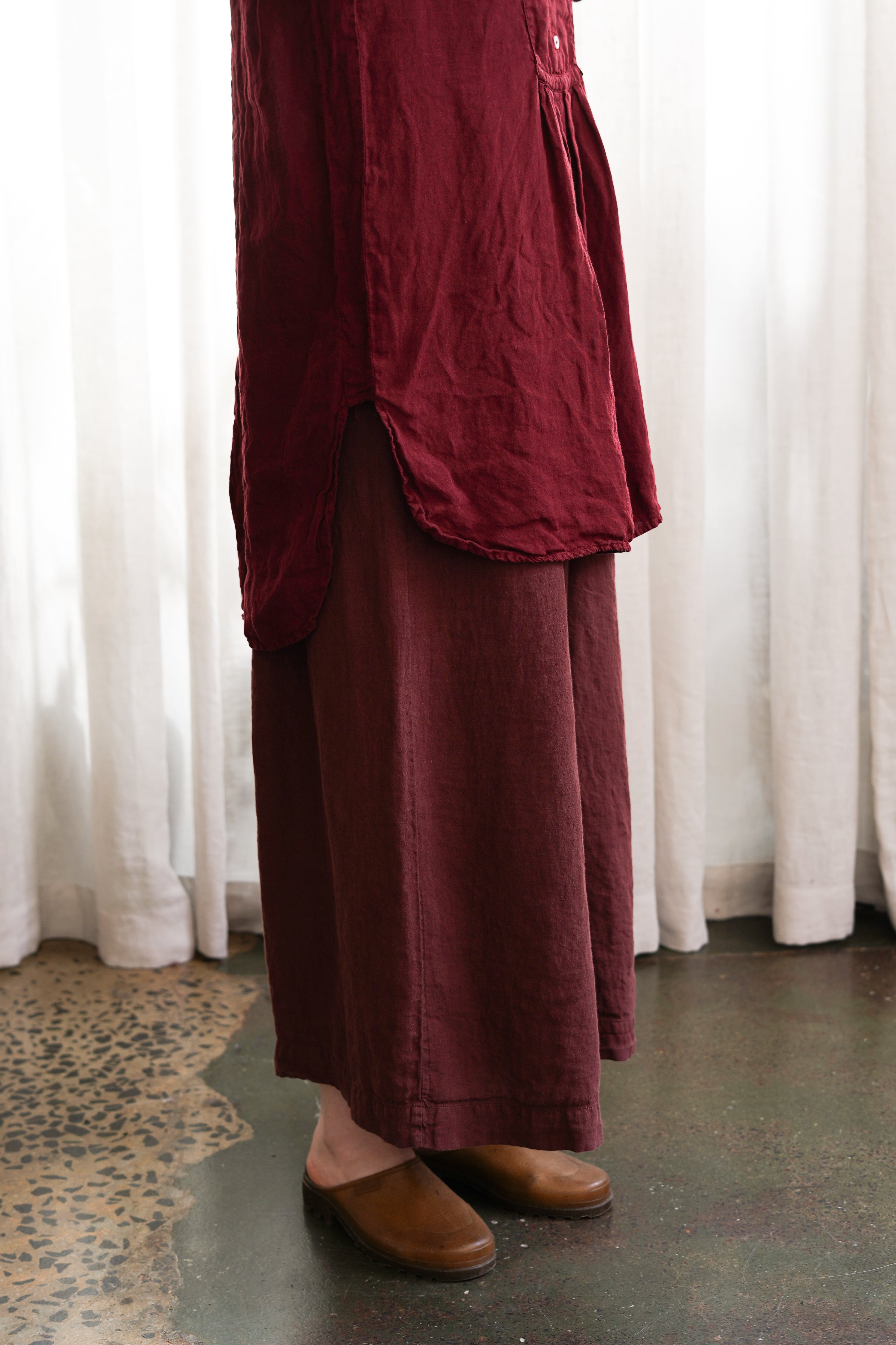 Francoise French Shirt - Light Linen Black Forest detail