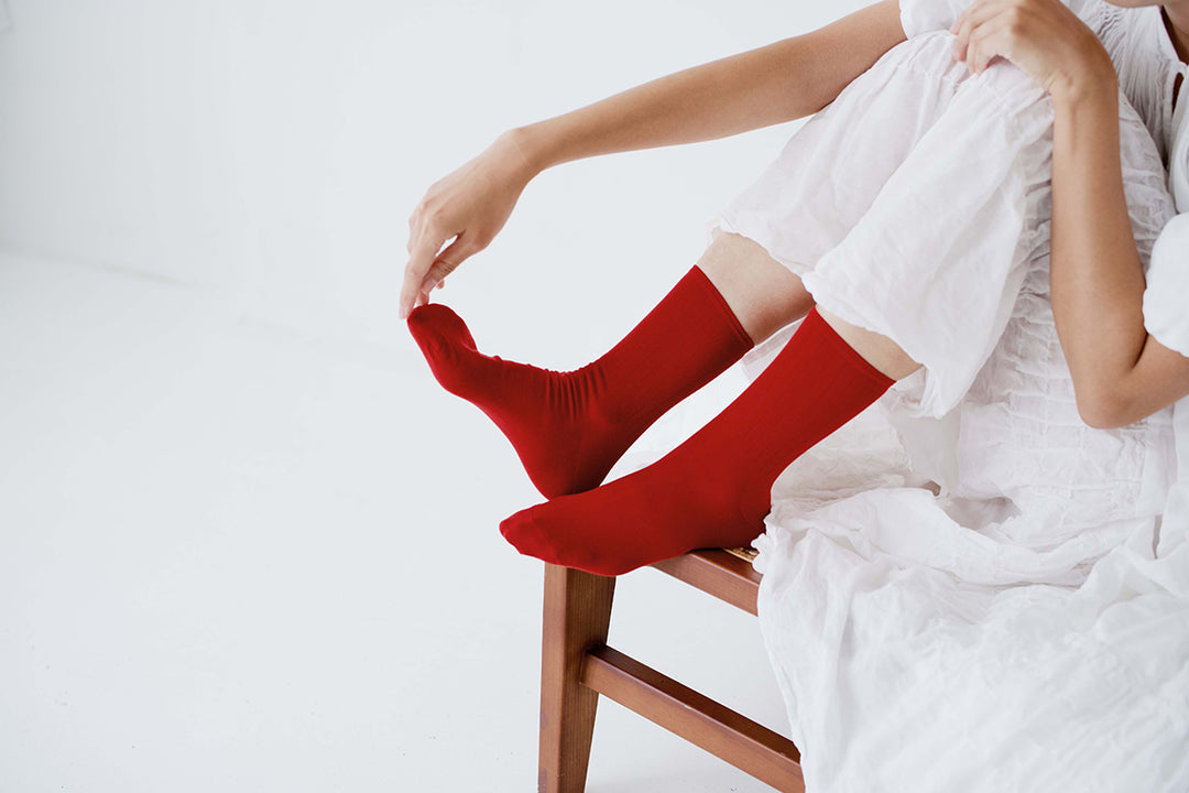 Hakne Smooth Silk Socks