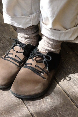 Nishiguchi Kutsushita: Praha Alpaca Wool Cable Socks
