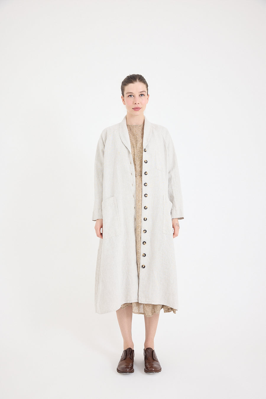 Linden Coat in Mid-weight Linen