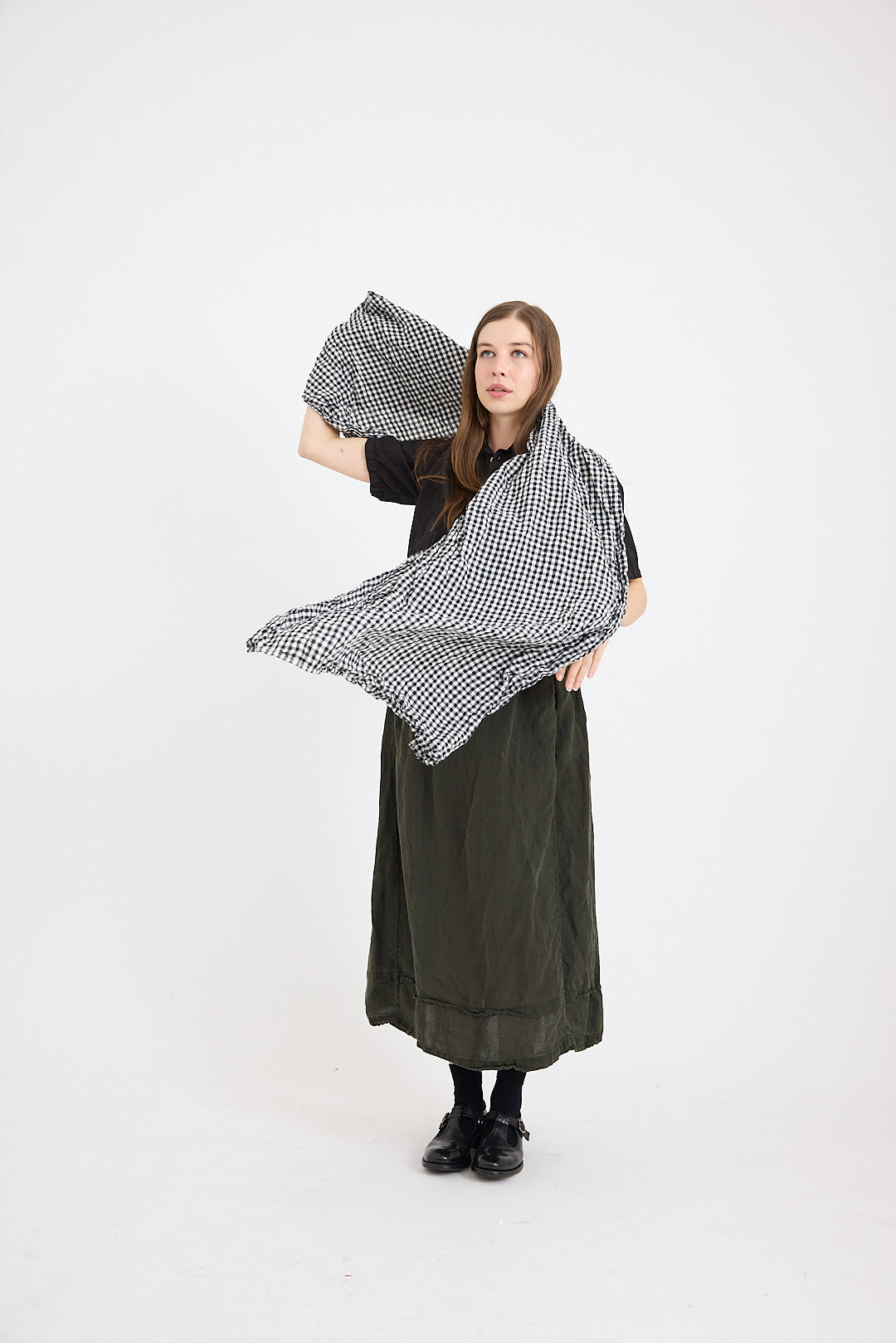 Scarf - Mid Weight Linen - Black And White Gingham Check