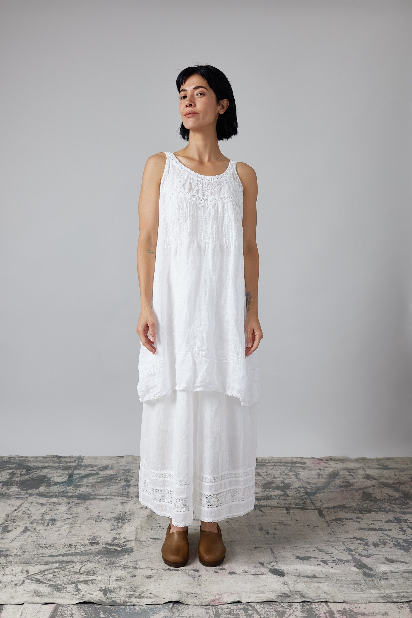 Ivy Sleeveless Linen and Lace Tunic